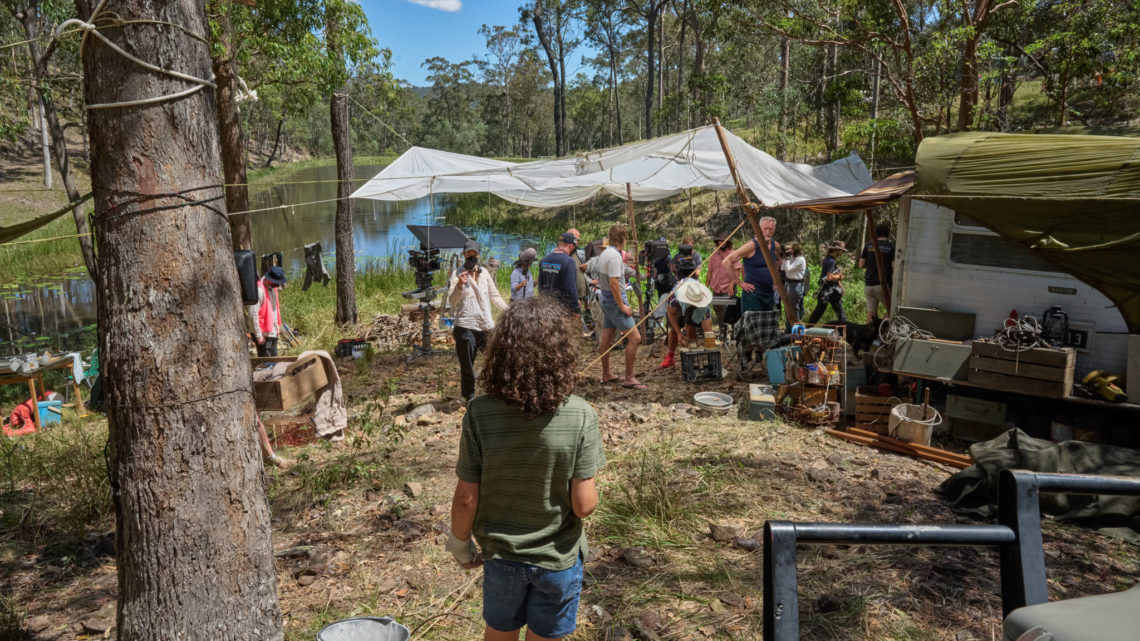 BoySwallowsUniverseS1_Netflix_221104_BSU_01_0904